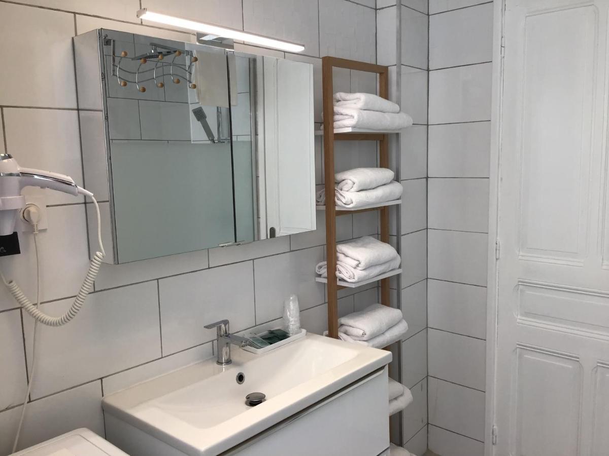 Appartement Lumea 80 M2 Climatise Parking Proche Sanctuaires Lourdes Exterior photo